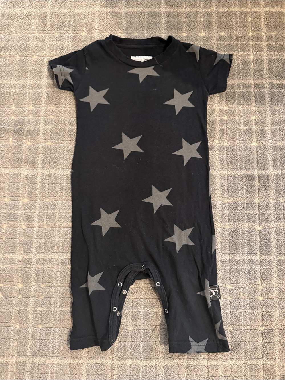 Nununu 12-18 MO Star One-Romper